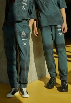 YOURTURN WINCENT WEISS UNISEX - Pantaloni Sportivi - Black -Youturn Abbigliamento Negozio 0e98053b2e0742d9b6b12f6ac6064306