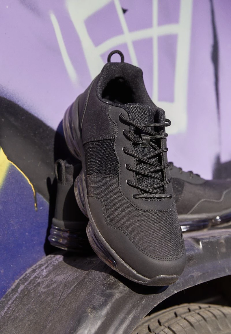 YOURTURN UNISEX - Sneakers Basse - Black 5 YOURTURN UNISEX - Sneakers Basse - Black - immagine 3