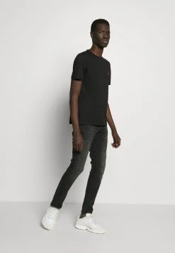 YOURTURN T-shirt Basic - Black, Uomo -Youturn Abbigliamento Negozio 1f9c2e87fb30404380aecb4017379714