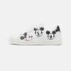 YOURTURN DISNEY UNISEX - Sneakers Basse - White 1 YOURTURN DISNEY UNISEX - Sneakers Basse - White -Youturn Abbigliamento Negozio 23263ab3128e486ab3bc4f1b45a285a6