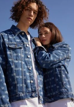 YOURTURN WINCENT WEISS UNISEX - Giacca Di Jeans - Blue Denim -Youturn Abbigliamento Negozio 2faddb5b7cd94ab289accdf12a466db0