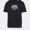 YOURTURN HOODIE TEE RELAXED - T-shirt Con Stampa - Black, Unisex 2 YOURTURN HOODIE TEE RELAXED - T-shirt Con Stampa - Black, Unisex -Youturn Abbigliamento Negozio 335b821b575446ffb7bb1df8ff533bd8