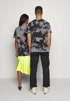 YOURTURN T-shirt Con Stampa - Black, Unisex -Youturn Abbigliamento Negozio 3f0a590abb3c43d6ac8d6d2e641a9abf