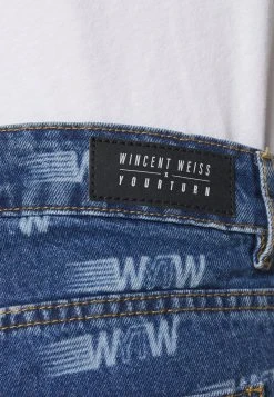 YOURTURN WINCENT WEISS UNISEX - Jeans A Sigaretta - Blue Denim -Youturn Abbigliamento Negozio 3f542d90b7bb43d19b0e6fc183c79b8f