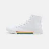 YOURTURN Sneakers Alte - White, Unisex