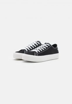 YOURTURN DISNEY UNISEX - Sneakers Basse - Black -Youturn Abbigliamento Negozio 471b0acb1a3e40f4be7fd27e23cccd9f