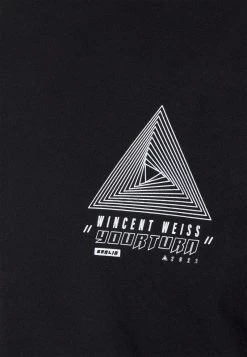 YOURTURN GRAPHIC TEE WINCENT WEISS UNISEX - T-shirt Con Stampa - Black 14 YOURTURN GRAPHIC TEE WINCENT WEISS UNISEX - T-shirt Con Stampa - Black -Youturn Abbigliamento Negozio 47b1a94879984aae9357dcd3bb81d2d6