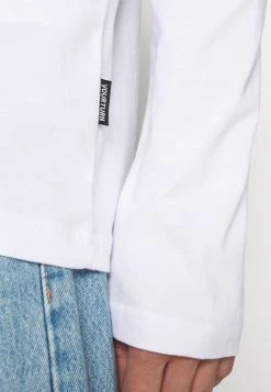 YOURTURN Maglietta A Manica Lunga - White, Unisex 13 YOURTURN Maglietta A Manica Lunga - White, Unisex -Youturn Abbigliamento Negozio 47be60fe1b4a402e91e35dda857d9810