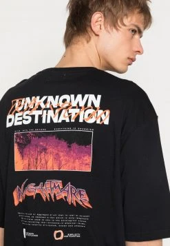 YOURTURN UNKNOWN DESTINATION GRAPHIC T-SHIRT UNISEX - T-shirt Con Stampa - Black -Youturn Abbigliamento Negozio 518530d05102465a8cd9b53cfd499f95