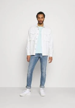 YOURTURN UNISEX - T-shirt Con Stampa - Mint 10 YOURTURN UNISEX - T-shirt Con Stampa - Mint -Youturn Abbigliamento Negozio 5691bec9e7934c26803d15a3cea1bb85