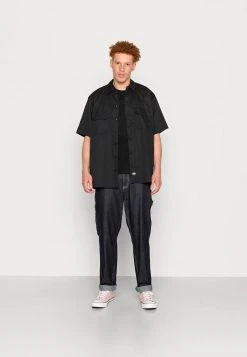 YOURTURN UNISEX - T-shirt Con Stampa - Black 8 YOURTURN UNISEX - T-shirt Con Stampa - Black -Youturn Abbigliamento Negozio 5a733f9a26724006b4166ddccc5d6f67