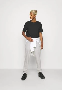 Youturn Abbigliamento Negozio -Youturn Abbigliamento Negozio 6e4e4f13a0194bdd94c7e67fba6df922