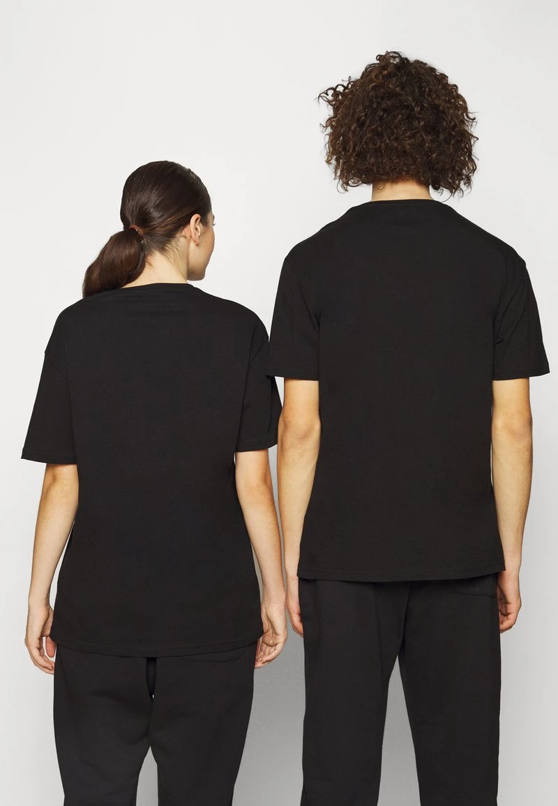 YOURTURN GRAPHIC TEE WINCENT WEISS UNISEX - T-shirt Con Stampa - Black 5 YOURTURN GRAPHIC TEE WINCENT WEISS UNISEX - T-shirt Con Stampa - Black - immagine 3