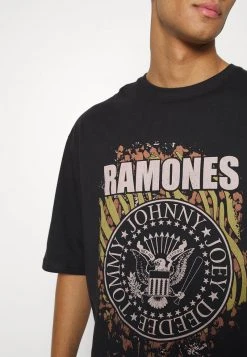 YOURTURN RAMONES TEE UNISEX - T-shirt Con Stampa - Black -Youturn Abbigliamento Negozio 7b71a6a1bc3140bcb1a56a1d562e973b