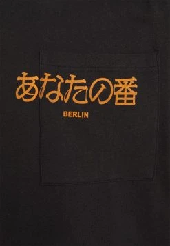 YOURTURN POCKET - T-shirt Con Stampa - Black, Unisex -Youturn Abbigliamento Negozio 85ce2c84fa9541c4b0042ee4bbc363e9