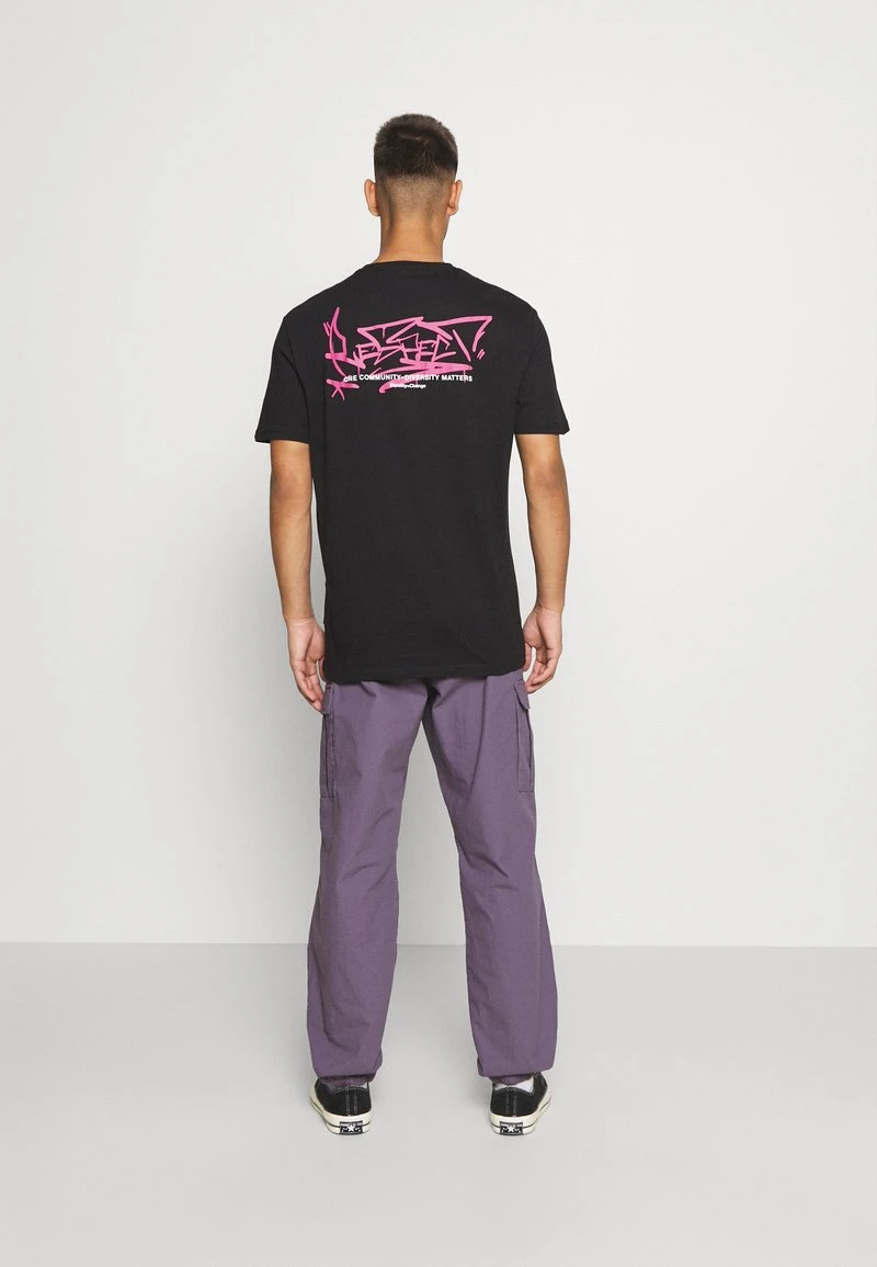 YOURTURN T-shirt Con Stampa - Black, Unisex 5 YOURTURN T-shirt Con Stampa - Black, Unisex - immagine 3