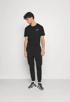 YOURTURN UNISEX - T-shirt Con Stampa - Black -Youturn Abbigliamento Negozio 89b1a0f3798b420f9637b1b4c3f87d74