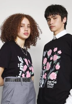 YOURTURN UNISEX - T-shirt Con Stampa - Black -Youturn Abbigliamento Negozio 8f7ff7a3a1034997aebc00856d82830f