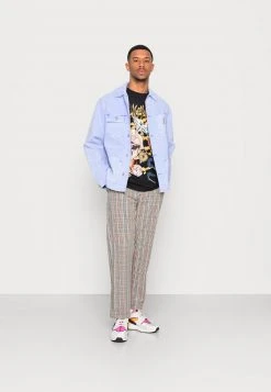 YOURTURN GRAPHIC SHIRT UNISEX - Maglietta A Manica Lunga - Black -Youturn Abbigliamento Negozio a265bdd53caa44c3ba767af3389116b2