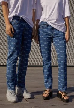 YOURTURN WINCENT WEISS UNISEX - Jeans A Sigaretta - Blue Denim -Youturn Abbigliamento Negozio a5ddceb9deca42e4a92affcc74036bd6