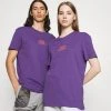 YOURTURN UNISEX - T-shirt Con Stampa - Purple 2 YOURTURN UNISEX - T-shirt Con Stampa - Purple -Youturn Abbigliamento Negozio aad8a4a8e872475fb78f3b1f11b94ed4
