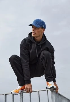 YOURTURN RAINBOW HEART HOODIE PRIDE UNISEX - Felpa Con Cappuccio - Black -Youturn Abbigliamento Negozio add6d65140e04b8198692d0b5ea5ef53