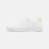 YOURTURN UNISEX - Sneakers Basse - White/yellow -Youturn Abbigliamento Negozio bac6c48d10cf4aaeaa18147df48e6c0c