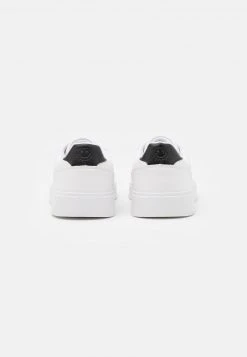 YOURTURN UNISEX - Sneakers Basse - White -Youturn Abbigliamento Negozio c4d2ce3644f54a44980aba792d90bcfb