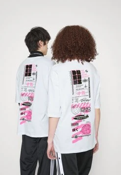 YOURTURN GRAPHIC TEE UNISEX - T-shirt Con Stampa - White -Youturn Abbigliamento Negozio ce098cd17eb24486ab802ba3bbcad844