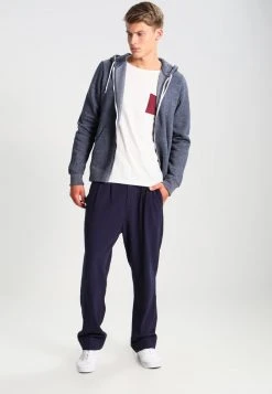 YOURTURN T-shirt Con Stampa - Offwhite, Uomo -Youturn Abbigliamento Negozio e54ef76d9dfe4e3d85f48560c2eca35c