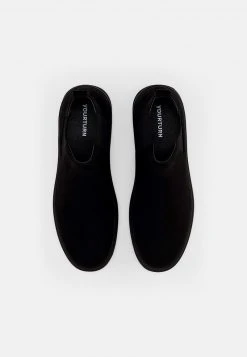 YOURTURN UNISEX - Stivaletti - Black -Youturn Abbigliamento Negozio e7c72076ec5d4701a6574c4337a8aedd