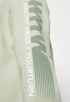 YOURTURN WINCENT WEISS UNISEX - Felpa Con Cappuccio - Light Green -Youturn Abbigliamento Negozio eadb532ea8674260a29ecbc55627c5a3