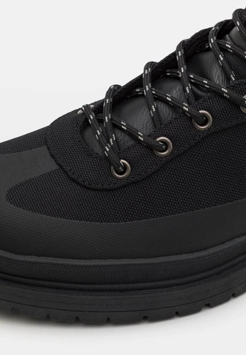 YOURTURN UNISEX - Stivaletti Stringati - Black 8 YOURTURN UNISEX - Stivaletti Stringati - Black - immagine 6