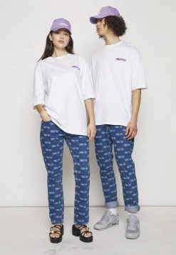 YOURTURN WINCENT WEISS UNISEX - Jeans A Sigaretta - Blue Denim -Youturn Abbigliamento Negozio f56197d552134c689de43db3e1375ac4