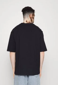 YOURTURN MISFIT SKULL UNISEX - T-shirt Con Stampa - Black -Youturn Abbigliamento Negozio f8f1adc6a8ca48e9bc132ba5001234eb