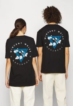 YOURTURN GRAPHIC TEE WINCENT WEISS UNISEX - T-shirt Con Stampa - Black 13 YOURTURN GRAPHIC TEE WINCENT WEISS UNISEX - T-shirt Con Stampa - Black -Youturn Abbigliamento Negozio fdd6095df9164e76a75ab50f140f1f10